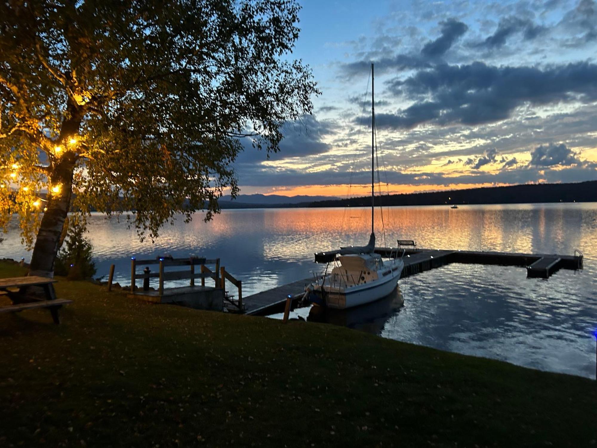 Auberge Et Chalets Sur Le Lac Lac-Mégantic Esterno foto