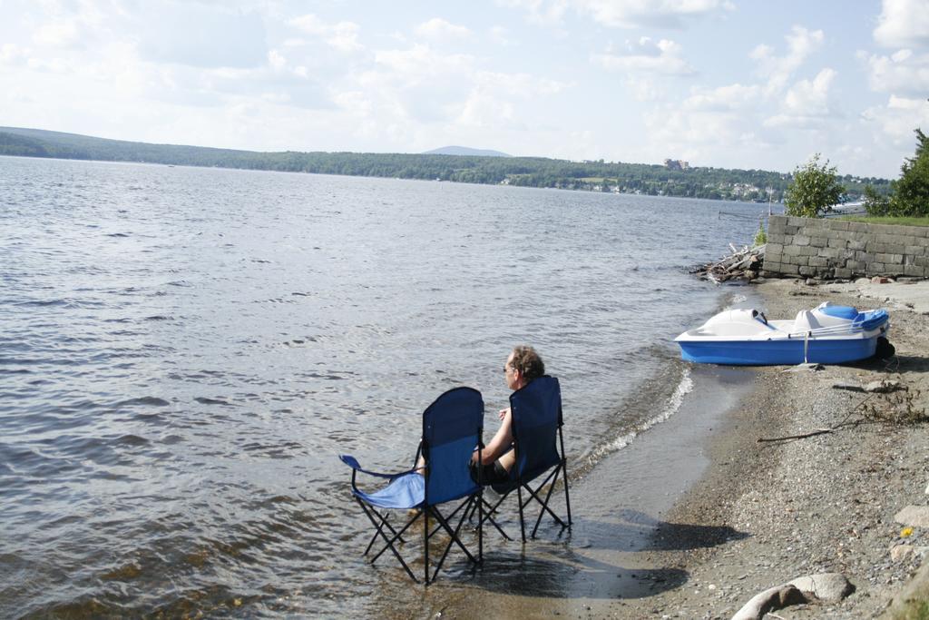 Auberge Et Chalets Sur Le Lac Lac-Mégantic Esterno foto